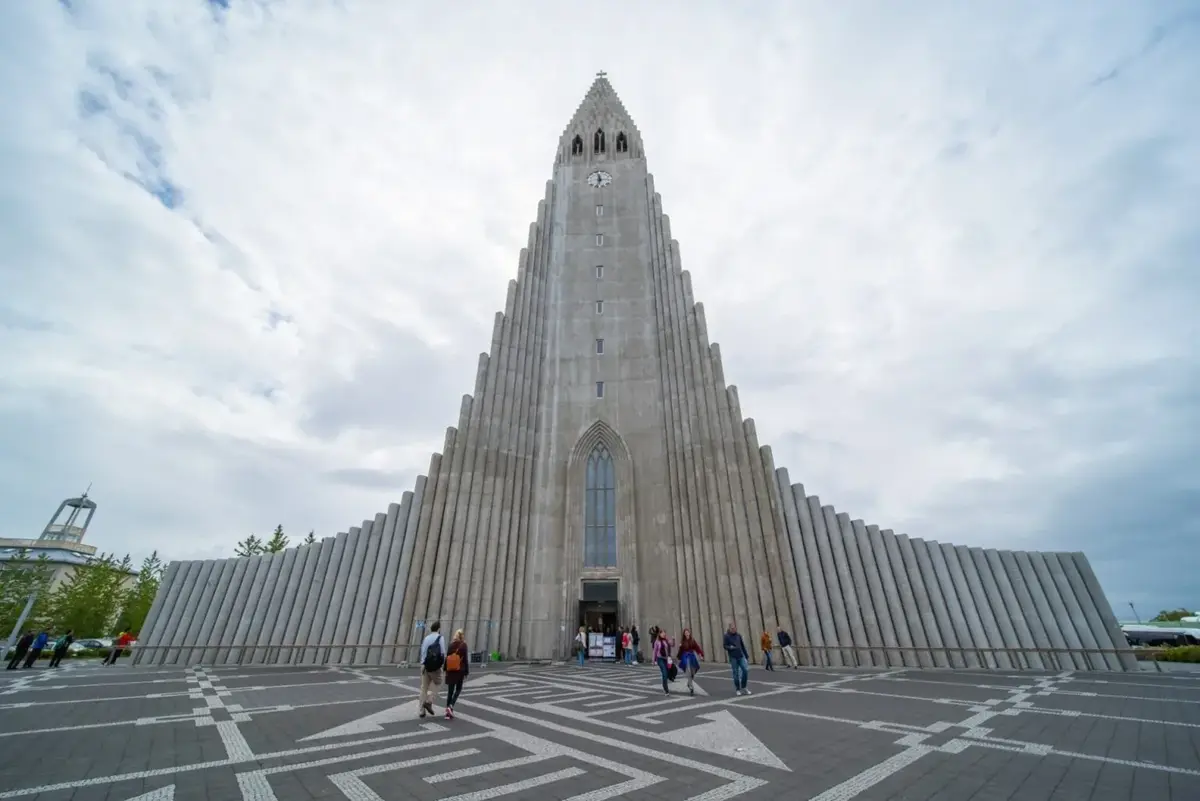11 Days Iceland Tour Package from Pakistan