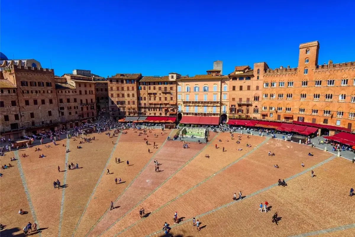 Piazza del Campo in Siena, Italy