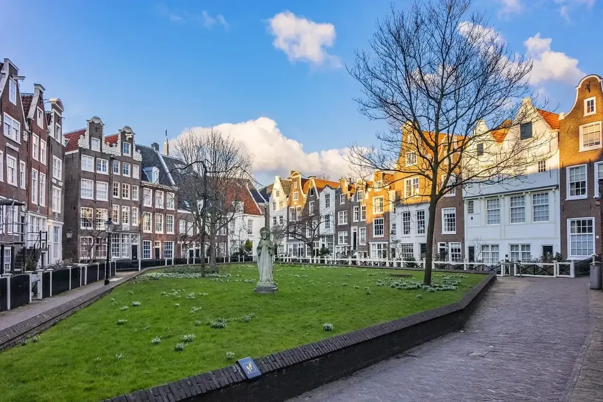8 Days Netherlands Tour Package from Pakistan