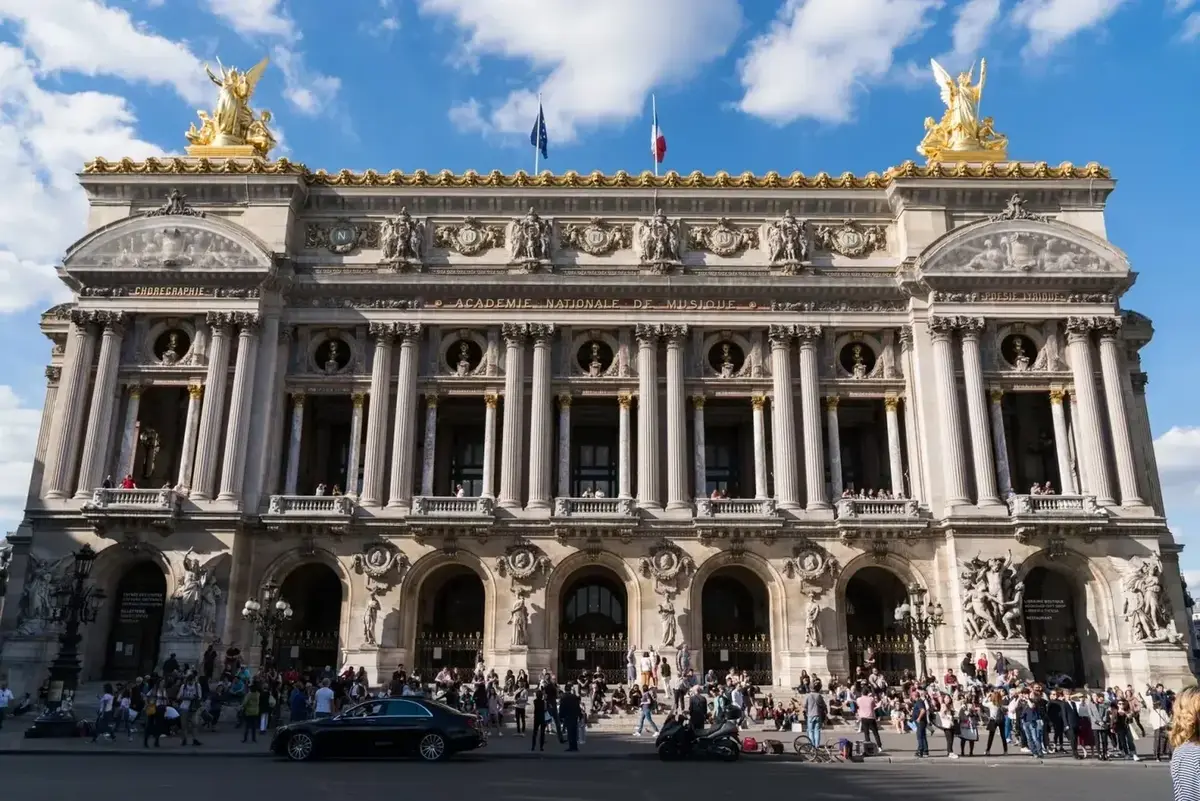 11 Days France Tour Package from Pakistan