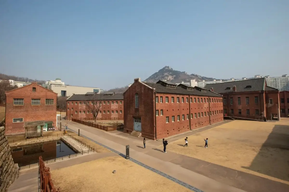 South Korea Family Package